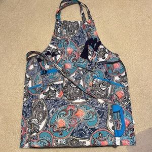 Gardening apron/gloves/kneeling pad. Bright colors, waterproof materials.